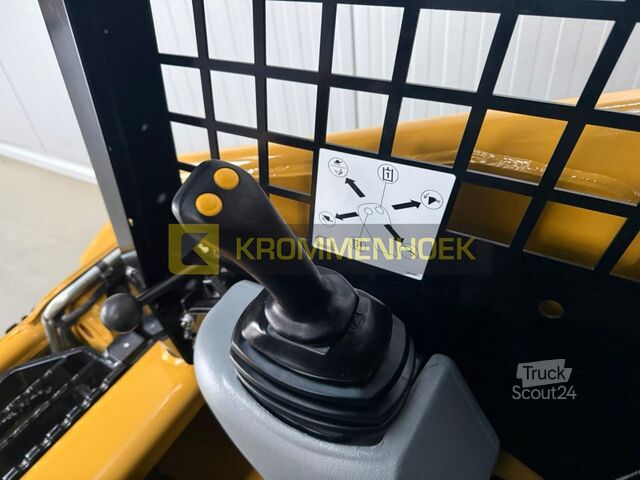 Chargeuse sur pneus Caterpillar 216 B3