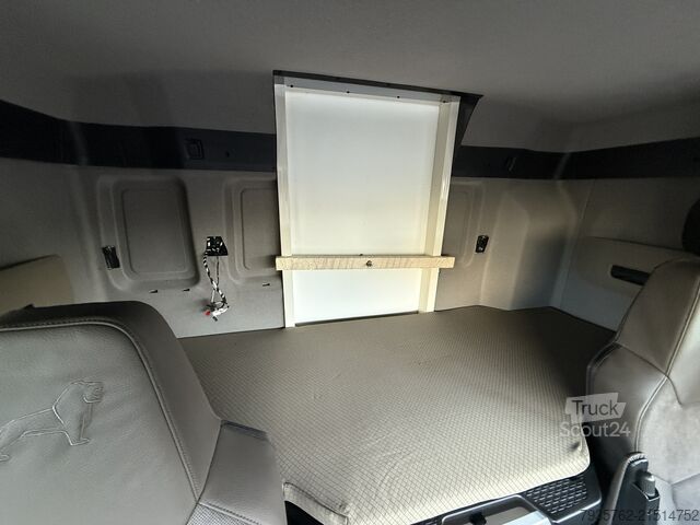 Podwozie ciężarówki MAN TGS 18.520 4x4 BB Fahrgest. Expeditionsm