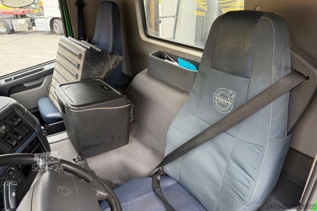 Camion à usage spécial VOLVO FM-440 6x2 Getreidekipper