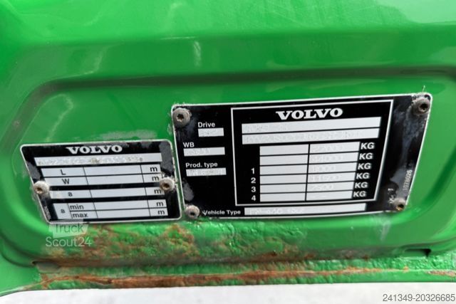 Camion à usage spécial VOLVO FM-440 6x2 Getreidekipper