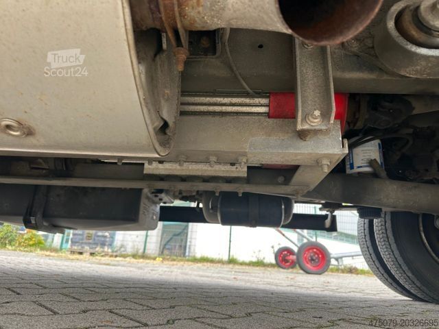 Aukštas mikroautobusas MERCEDES-BENZ Vario 818 / Werkstatt / Kompressor / Doka