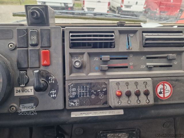 Grúa montada en camión MERCEDES-BENZ Unimog U 2150 Hiab 225 - E 3 Kran 4 x 4 Allrad