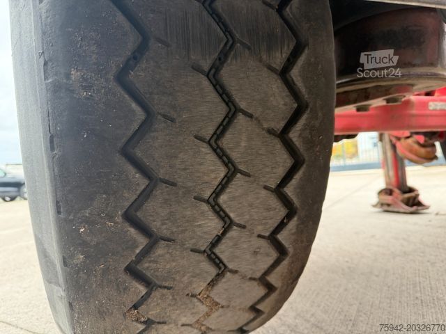 Náves s výmennou nadstavbou  MAFA KIPPCHASSIS 20