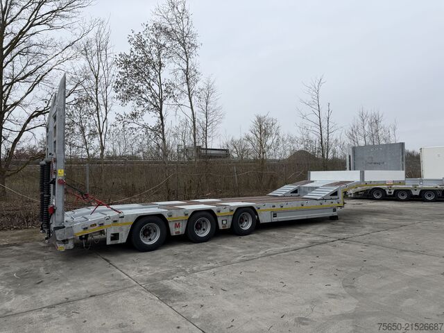 Remorque surbaissée Möslein ST 3  3 Achs Satteltieflader neu