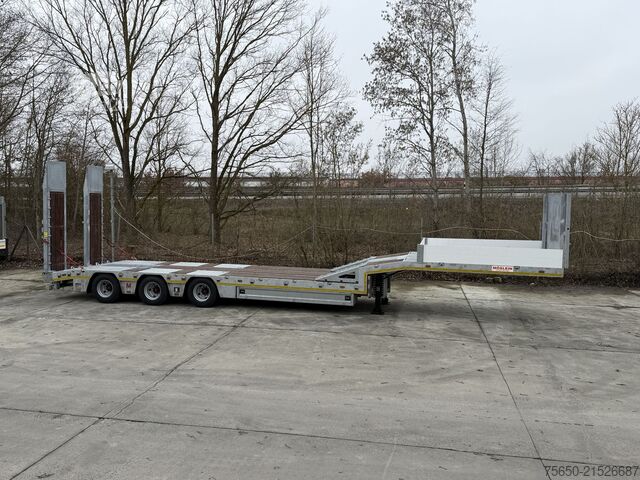 Remorque surbaissée Möslein ST 3  3 Achs Satteltieflader neu