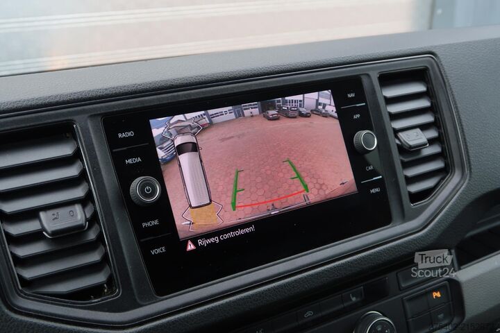 Kombi s vysokou strechou Volkswagen Crafter 35 2.0 TDI L3H3 AUT/ CAMERA/ CRUISE/ NA...