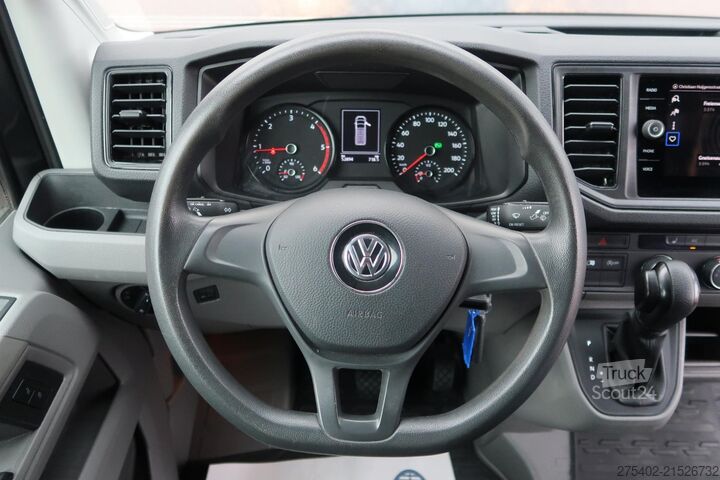 Kombi s vysokou strechou Volkswagen Crafter 35 2.0 TDI L3H3 AUT/ CAMERA/ CRUISE/ NA...