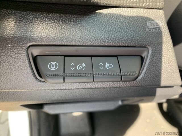 Furgon blaszak Renault Trafic L1H1 3,0t dCi 150 AUTOMATIK KOMFORT NAVI