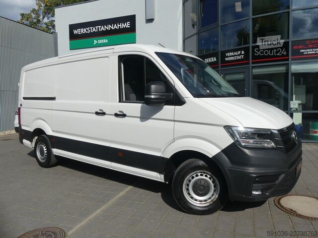 Furgoneta VW Crafter Kasten 35 Mittellang AUT/LED/NAVI/KAM/DAB