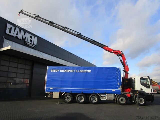 Kranbil Iveco Trakker 410T50-5 10x4 Euro 6 HMF 3220 K6 Kraan