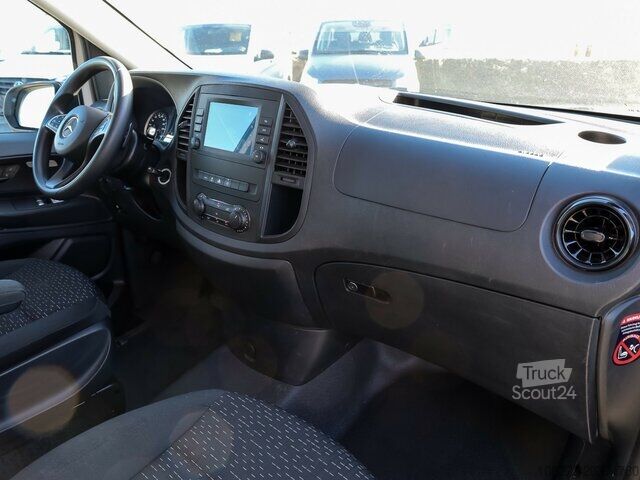 Microbuz Mercedes-Benz Vito 114 TourerPro,lang,Automatik,8Sitze,Kamera