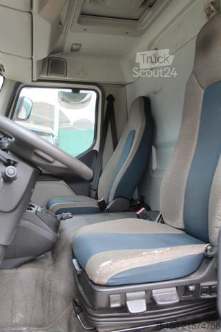 Autocarro con pianale e telone VOLVO FL 210 4x2 BL - Nr.: 539