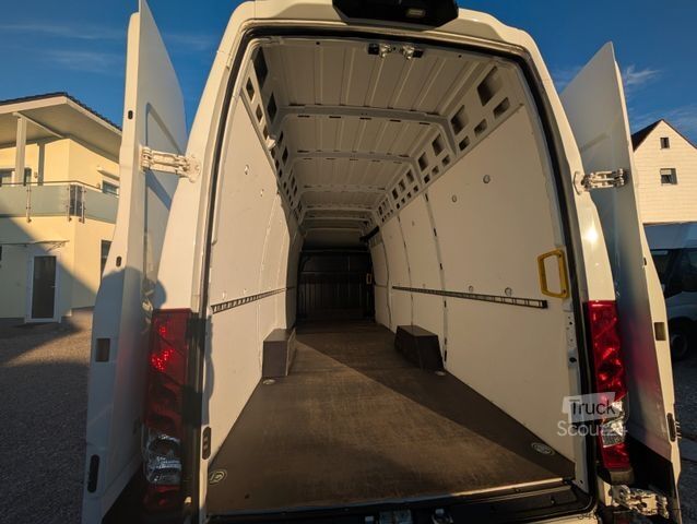 Furgone a tetto alto IVECO DAILY 35S18V L4H3 *TOP ZUSTAND* *AUTOMATIK* XXXL