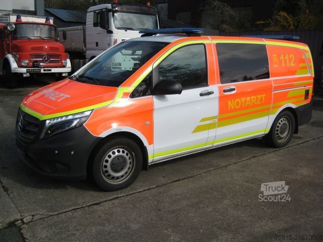 Autospecială de pompieri MERCEDES-BENZ 119 CDI Vito lang 4matic Feuerwehr NEF Notarzt