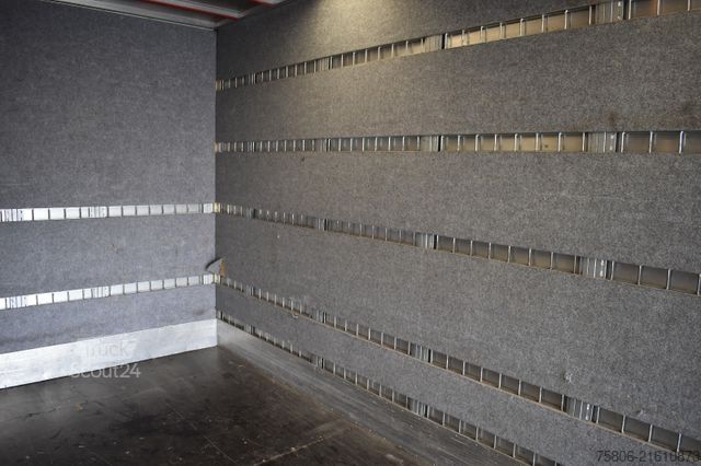 Box truck MERCEDES-BENZ Atego 1328 L 4x2 6-Sitze LBW AHK