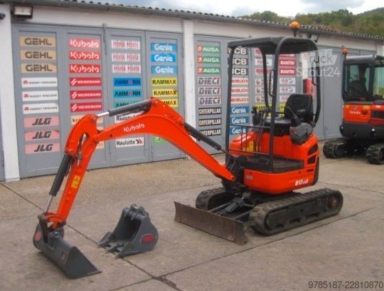 Мини багер KUBOTA U17-3a  * 2x Löffel *