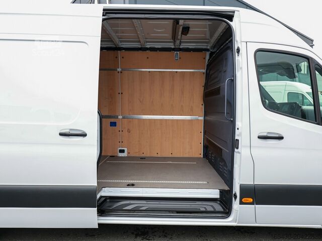 Minibus Maxus eTerron 9