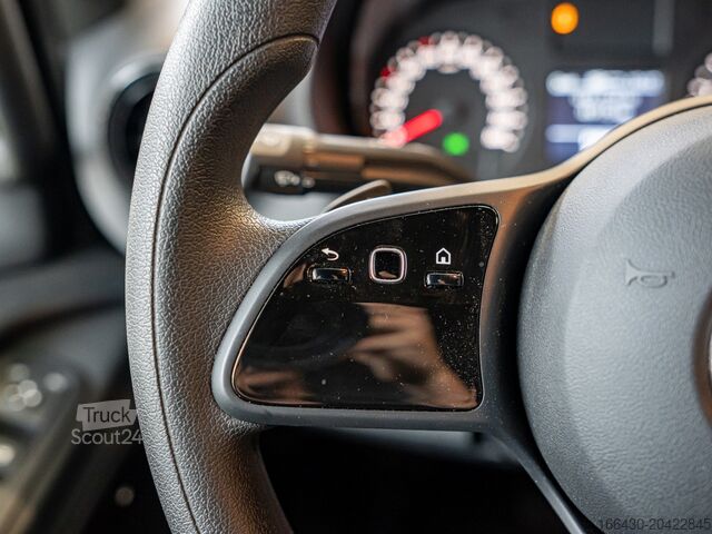 Panel van Mercedes-Benz Sprinter 315 CDI Kasten L2H2 AHK Stdhz. Navi