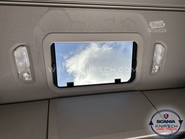 Standard tractor unit SCANIA R500A4x2NA / Highline / LED / Retarder