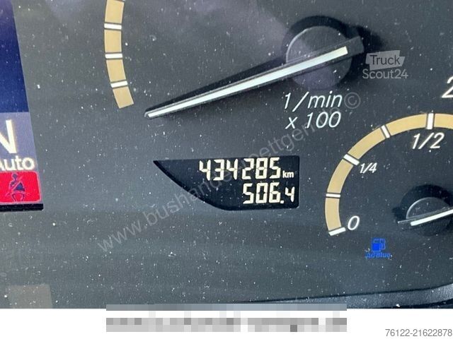 Touringcar MERCEDES-BENZ Tourismo 16 RHD / 516 / R08