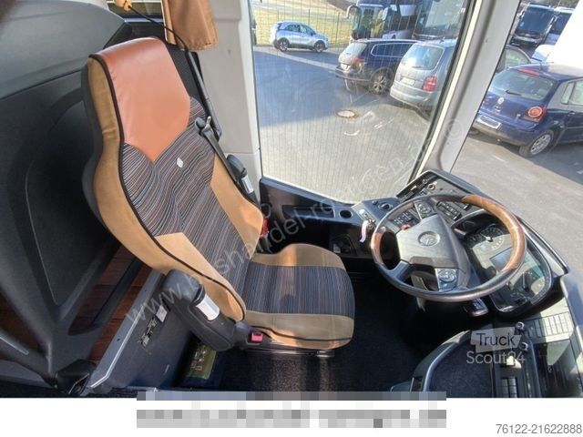 Motor coach MERCEDES-BENZ Tourismo L 17 RHD / 5 Sterne
