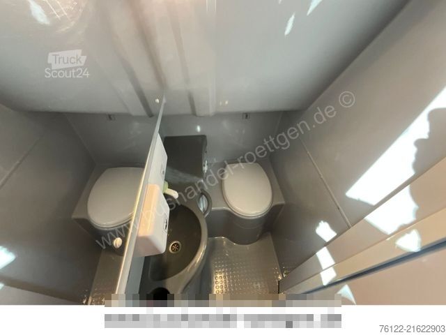 Touringcar MERCEDES-BENZ Tourismo 16 RHD / 516 / R08