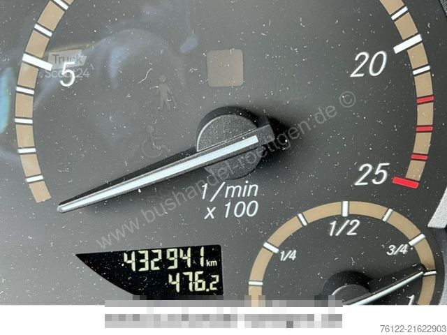 Touringcar MERCEDES-BENZ Tourismo 16 RHD / 516 / R08