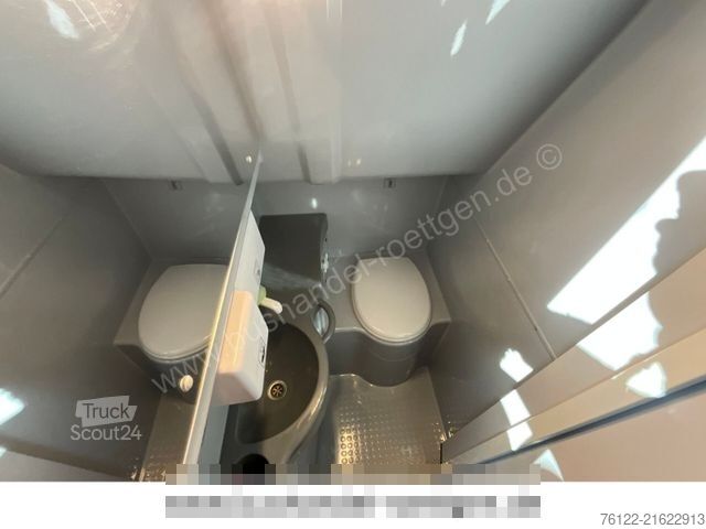 Touringcar MERCEDES-BENZ Tourismo 16 RHD / 516 / R08