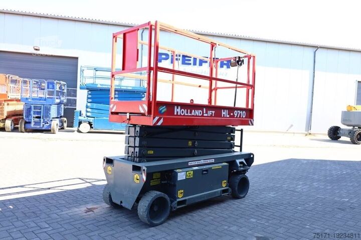 Scissor lift Holland Lift Ecostar HL-9710 Electric, 12m Working Height, 325k