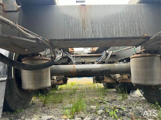Remorcă container F.A.G – cu funcție de basculare  F.A.G Container Trailer – with Tipping Function