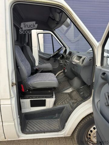 Furgão de painéis Mercedes-Benz Sprinter 208 **208CDI-GERMAN ORIGINE**