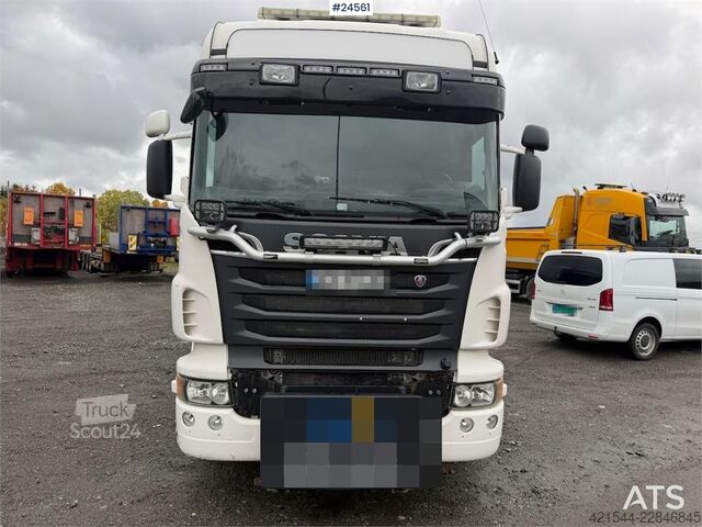 Ανατρεπόμενο φορτηγό Scania R560 6x2 tipper equipped for snowplowing, with und