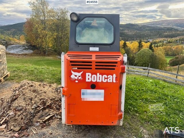 Φορτωτής Bobcat S70 Compact Loader with Sweeper, Bucket and Pallet
