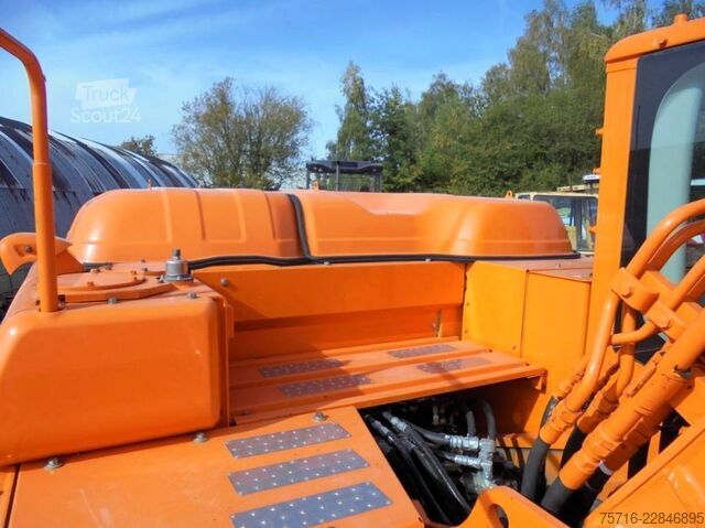 ερπυστριοφόρος εκσκαφέας Kobelco SK 210 LC-10