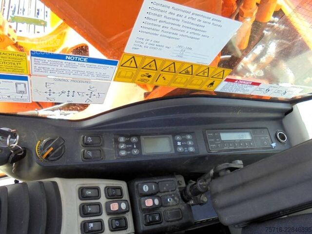 ερπυστριοφόρος εκσκαφέας Kobelco SK 210 LC-10