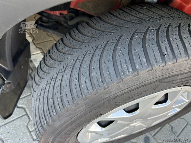 Tovornjak z zabojnikom Ford Transit 2.0 TDCI Trend / 147 dkm / L3 H2 / APK ...