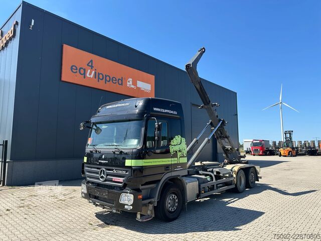 Hakenarmsystem Mercedes-Benz Actros 2646 MP3 ACTROS 2646 V6 6x2 / 3 PEDALS /...