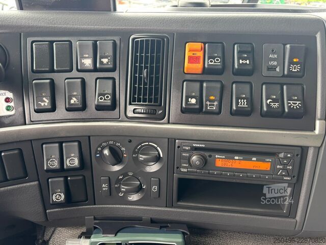 Síkágyas Volvo FM 420 6x2*4 Palfinger PK 18002 crane