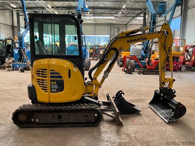 Minikotró Komatsu PC 26 MR-3
