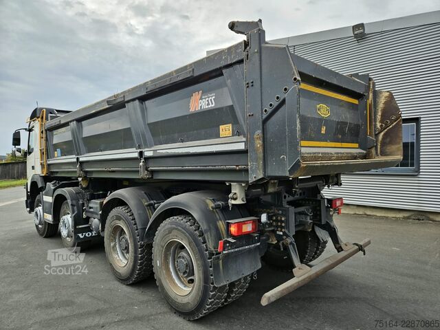 Třístranný sklápěč Volvo FMX 460 8x4 Bordmatik