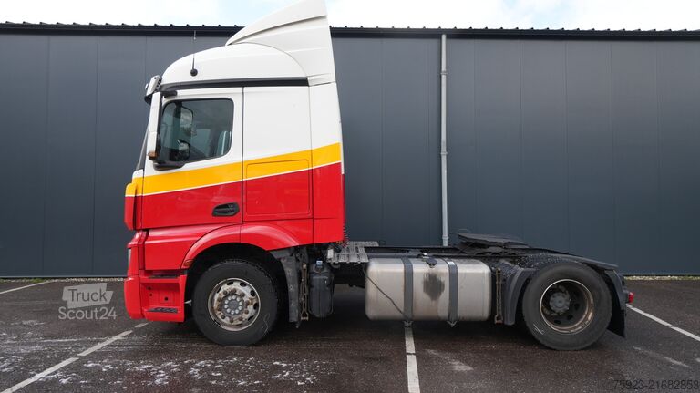 Standaard-SZM Mercedes-Benz Actros 1942 tractor unit