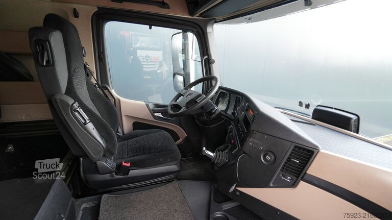 Standaard-SZM Mercedes-Benz Actros 1942 tractor unit