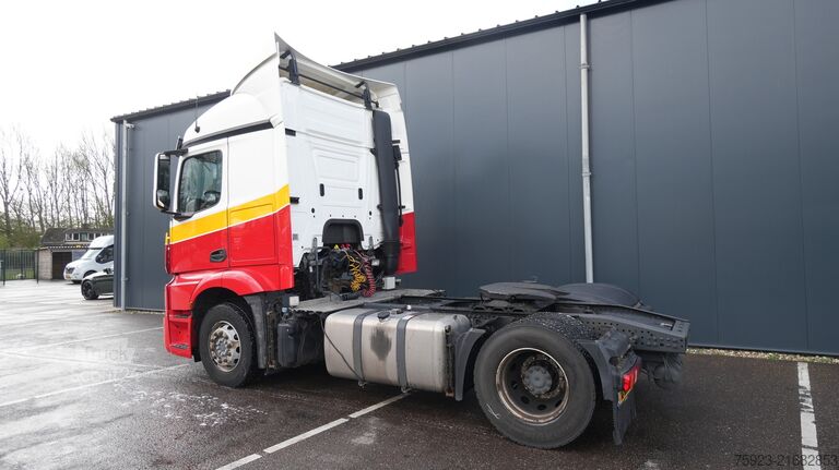 Standaard-SZM Mercedes-Benz Actros 1942 tractor unit
