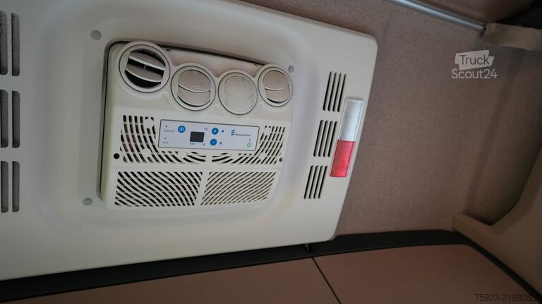 Standaard-SZM MAN TGX 18.420 tractor unit 568.600KM