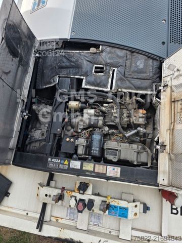 Šaldytuvas puspriekabė SCHMITZ CARGOBULL Frigo Thermo King / Multi Temp / DS