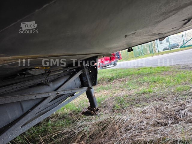 Šaldytuvas puspriekabė SCHMITZ CARGOBULL Frigo Thermo King / Multi Temp / DS