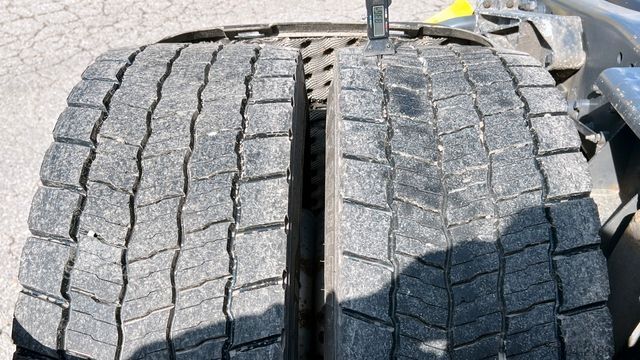 Standart çekici ünitesi DAF XF 480 FT