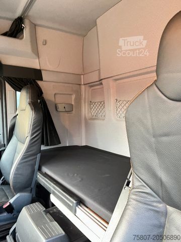 Standard nyergesvontató MAN TGX 18.480 XLX BLS Hydraulik Vollspoiler Leder