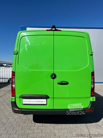 Skåpbil MERCEDES-BENZ Sprinter 317 LANG 9G-TRONIC TOTWINKEL 360°KAMERA