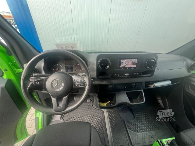Skåpbil MERCEDES-BENZ Sprinter 317 LANG 9G-TRONIC TOTWINKEL 360°KAMERA